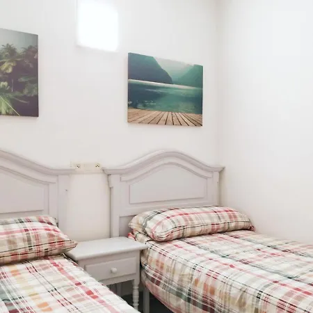 Apartsalou Argenta Apartment
