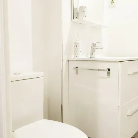 Apartsalou Argenta Apartment *
